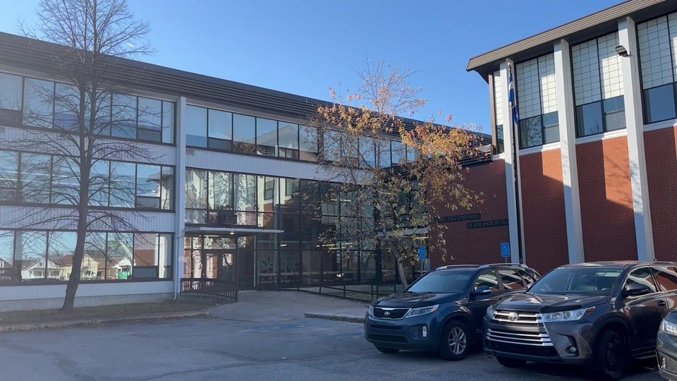 École secondaire des Grandes-Rivières – Jean-Dolbeau, Dolbeau-Mistassini